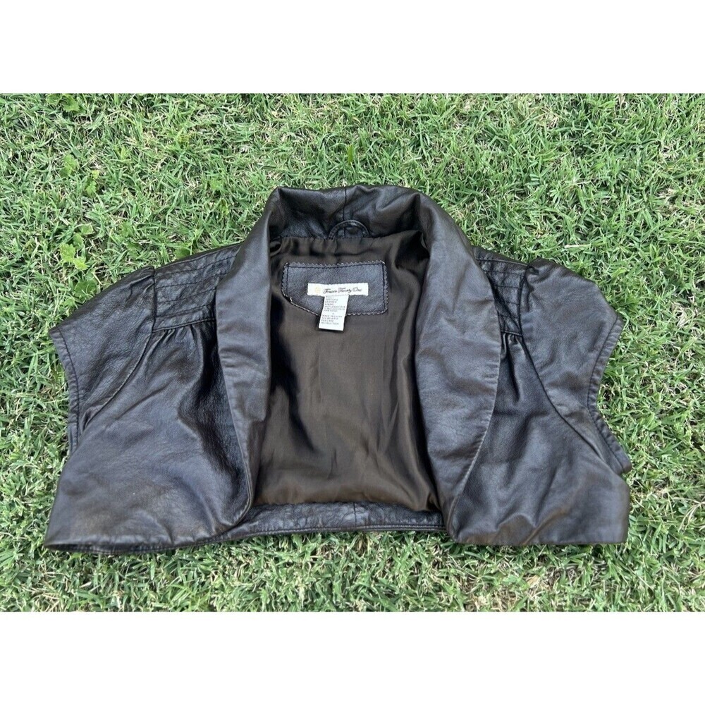 VTG Y2K 00s Forever 21 Brown Cropped Leather Jacket Women’s Size XS Moto